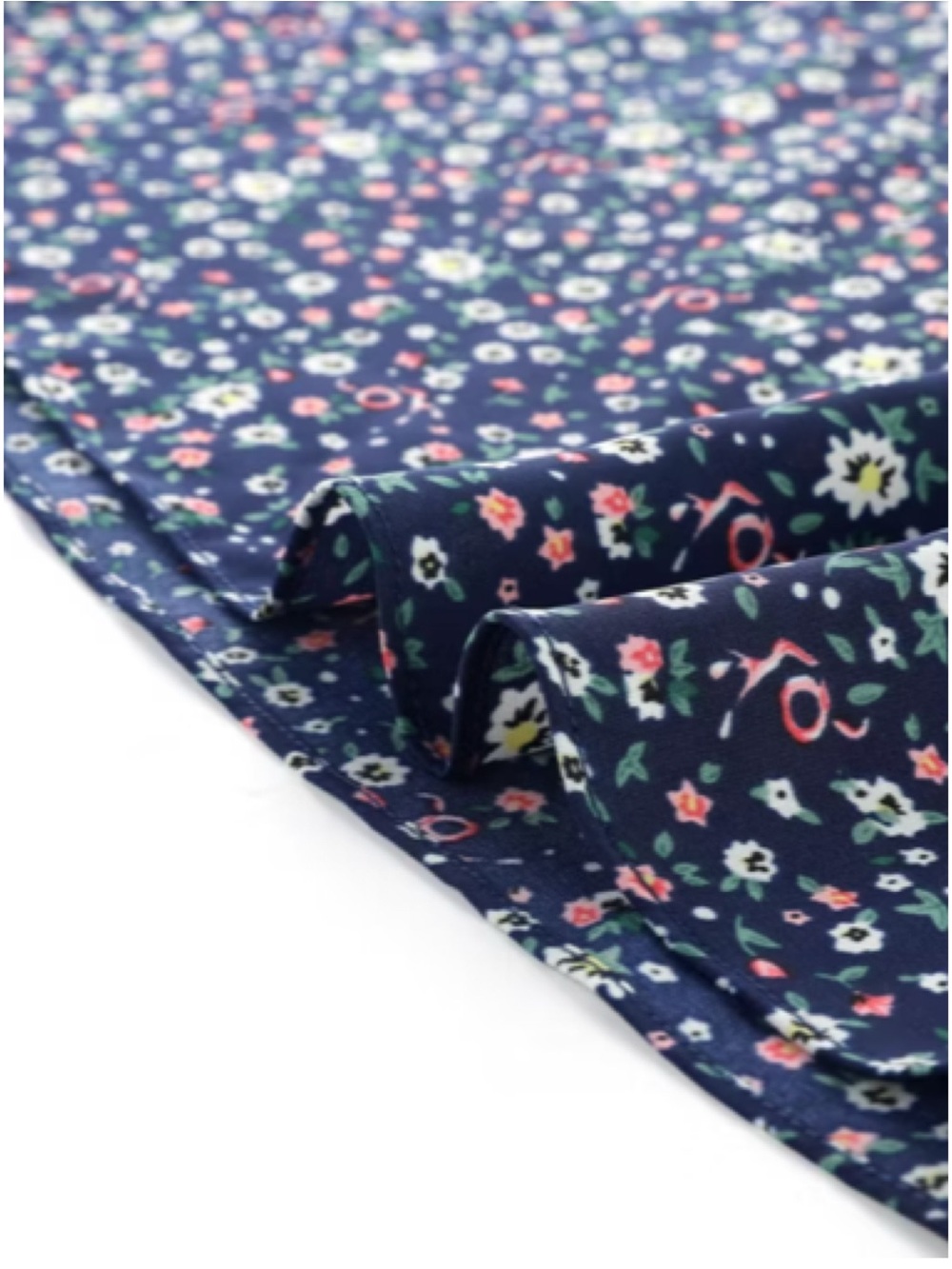Floral Chiffon Blouse w/Keyhole • NWT • 27" p2p, 27" length - Picture 5 of 6